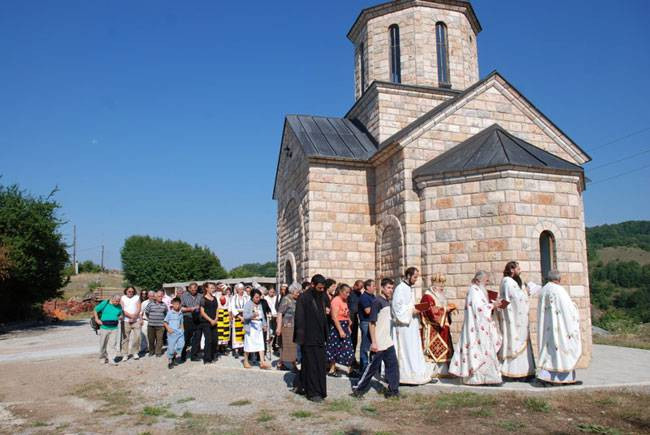 kuratica201001