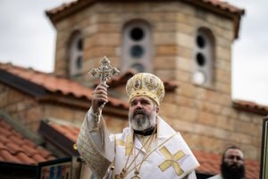 Триесет години од осветувањето на манастирскиот храм „Успение на Пресвета Богородица“ во Ботун 
